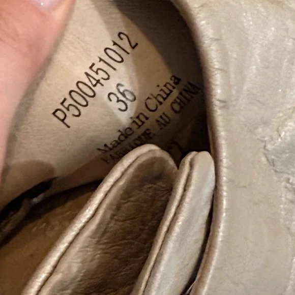 Women’s FLY LONDON Yema ivory pearl leather wedge sandals- Size 36 - Picture 9 of 11